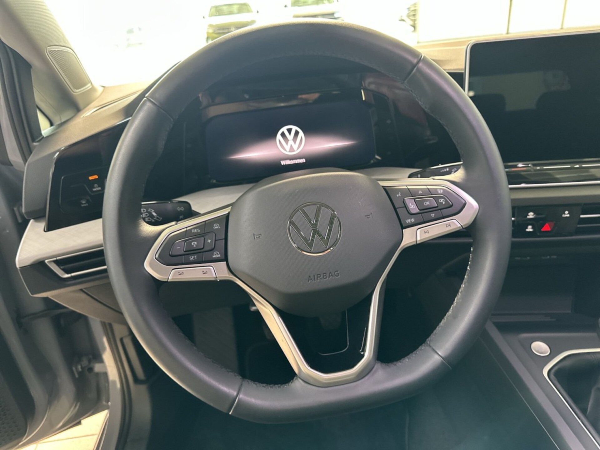 Volkswagen Golf Life