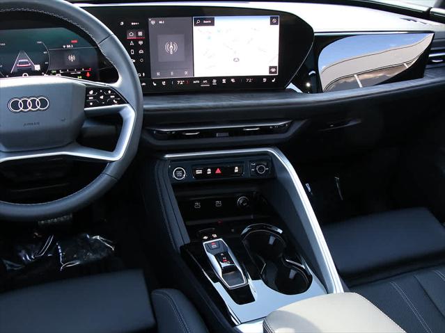 2025 AUDI Q5 - Image 17