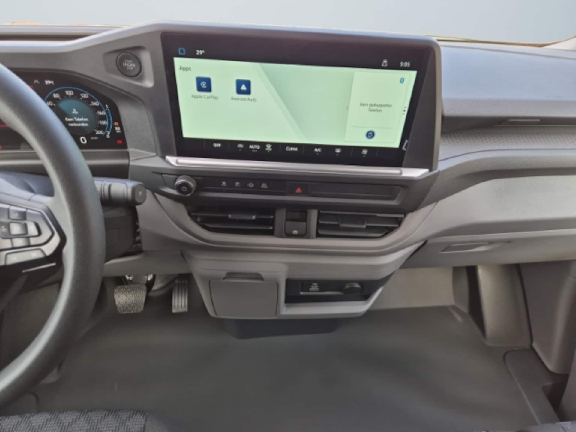 Volkswagen Transporter Kombi langer Radstand