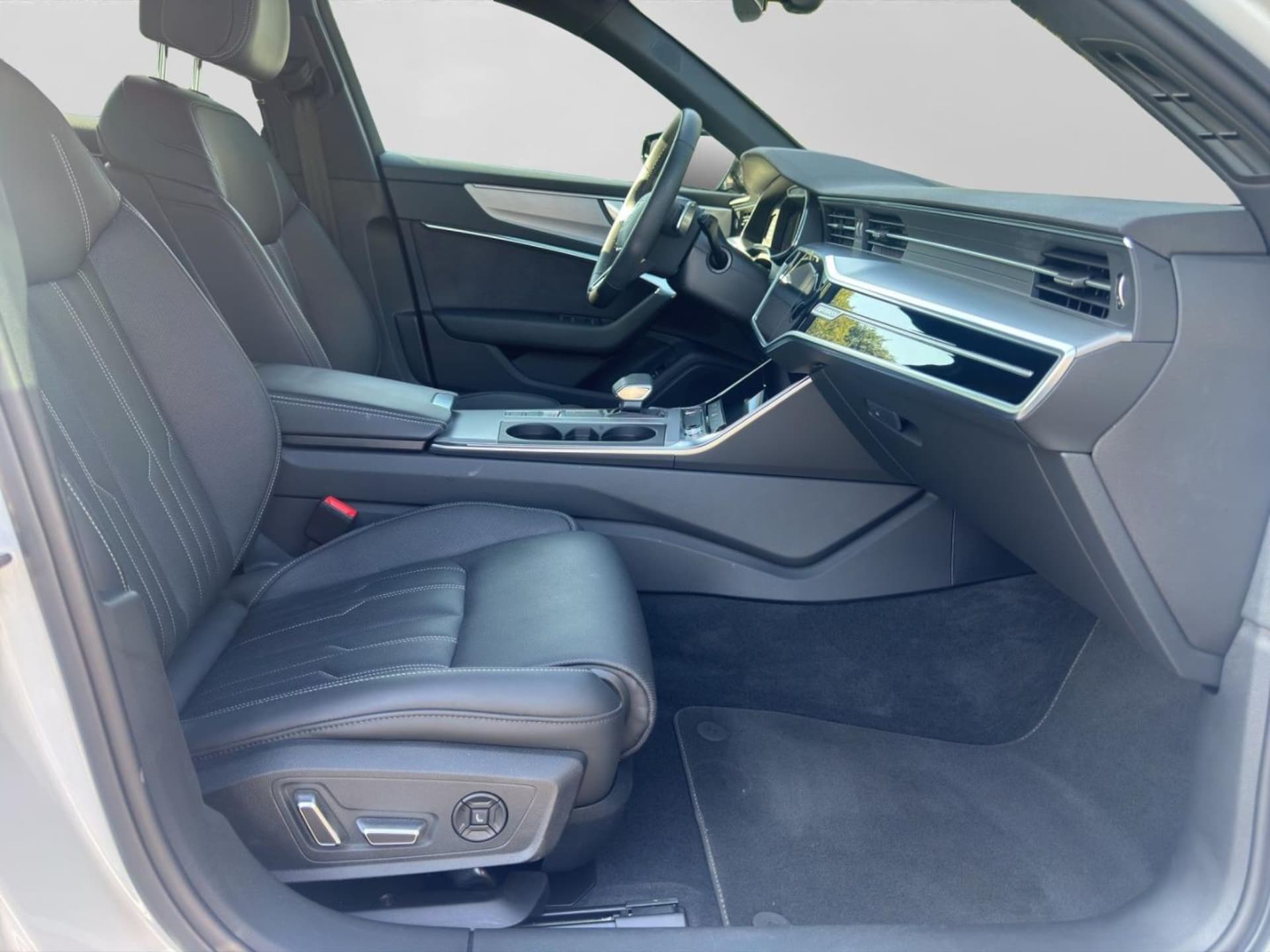 Audi S6 Avant