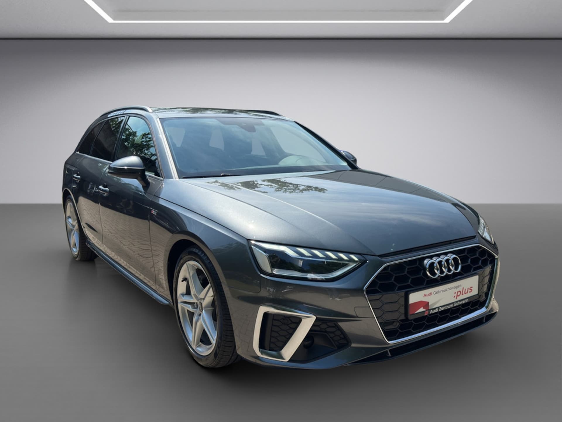 Audi A4 Avant S line