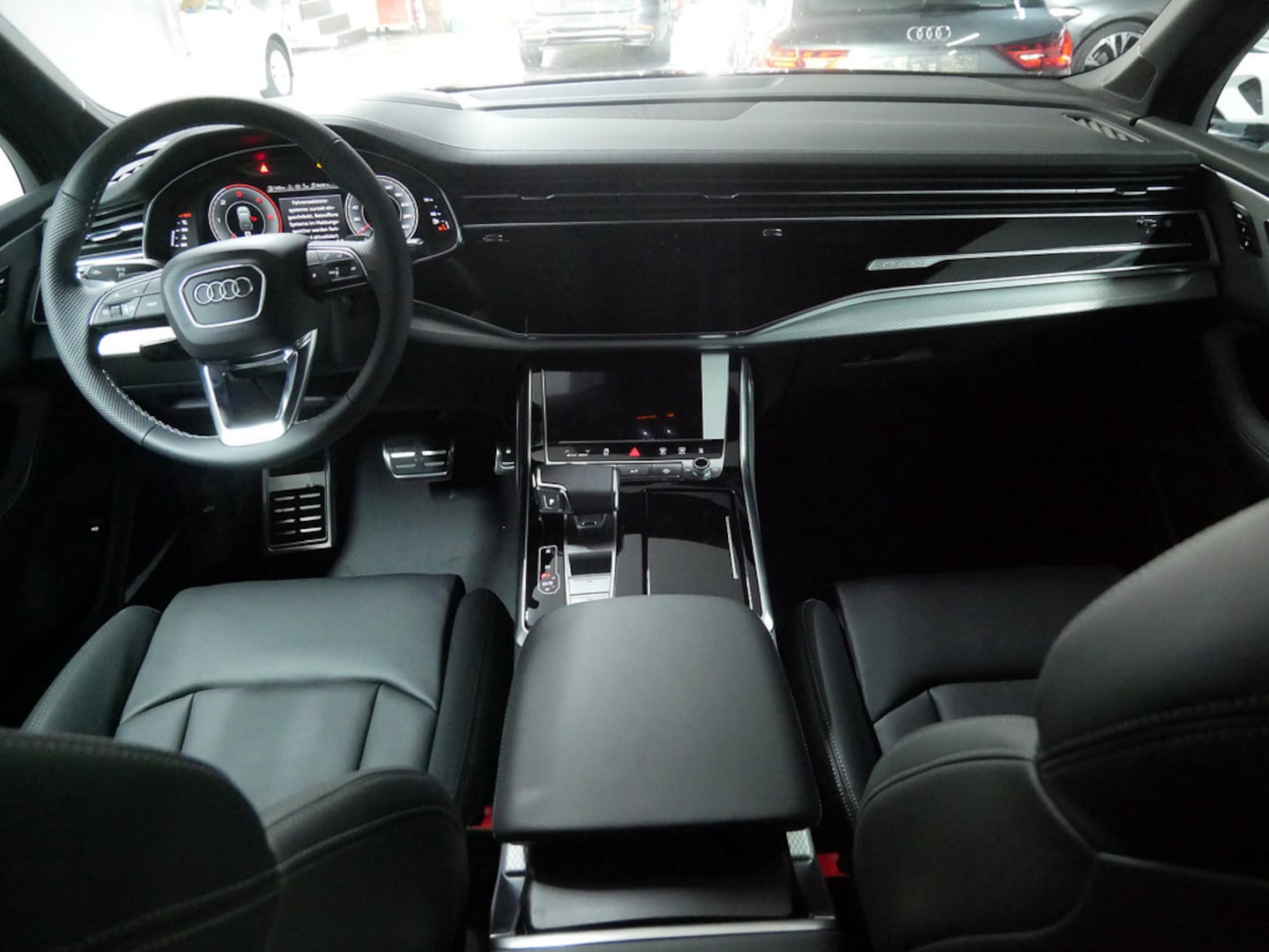 Bild über Audi Q7 SUV S line 50 TDI quattro tiptronic - für weitere Informationen kontaktieren Sie den Audi Partner