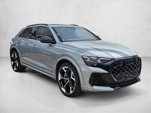 2026 Audi RS Q8 SUV performance