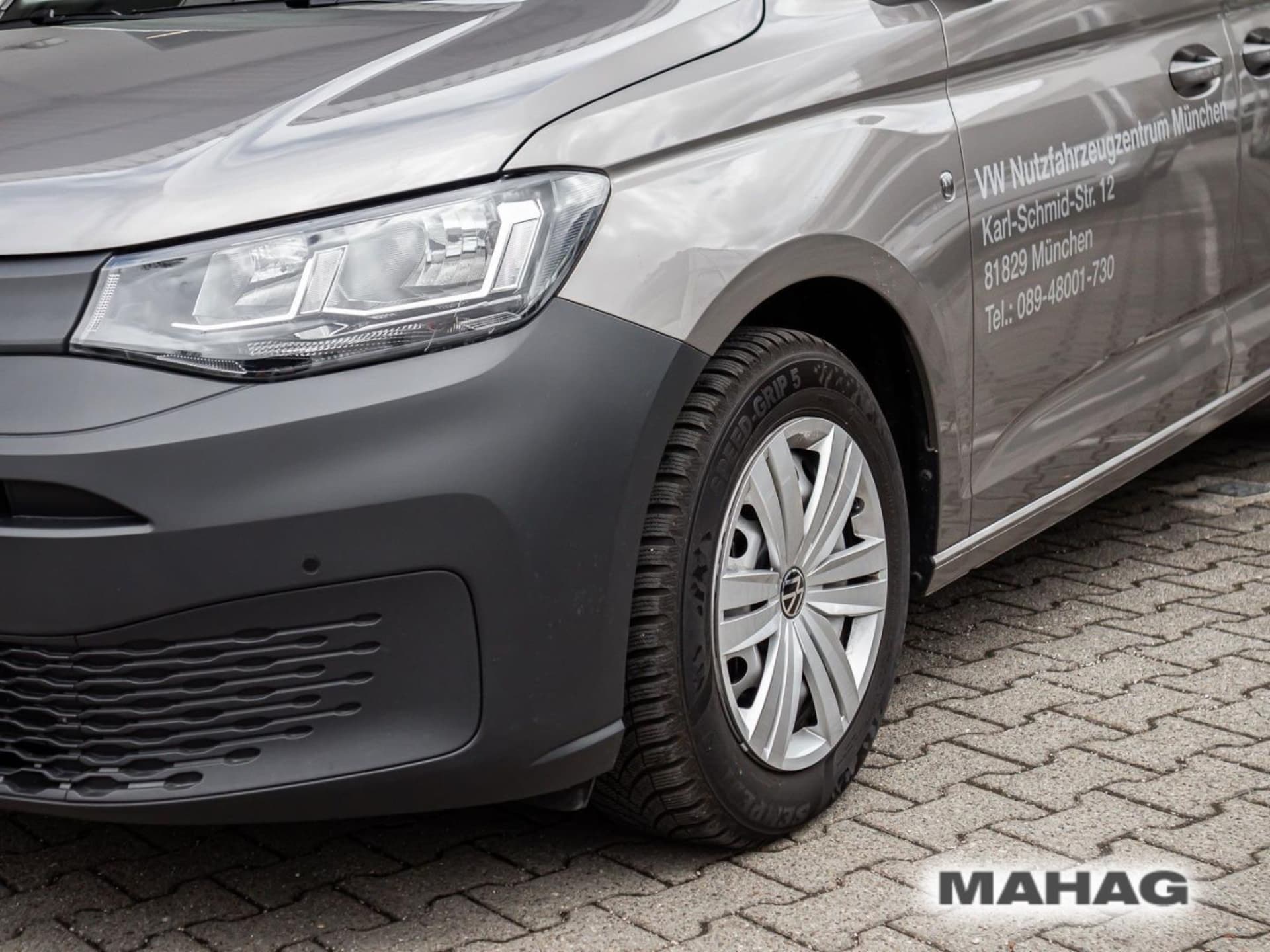 Volkswagen Caddy Maxi Basis-Modell