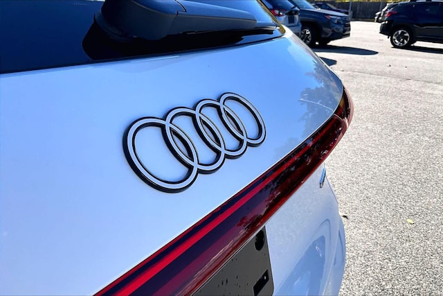 2025 Audi New Q5 Premium Plus - Photo 31