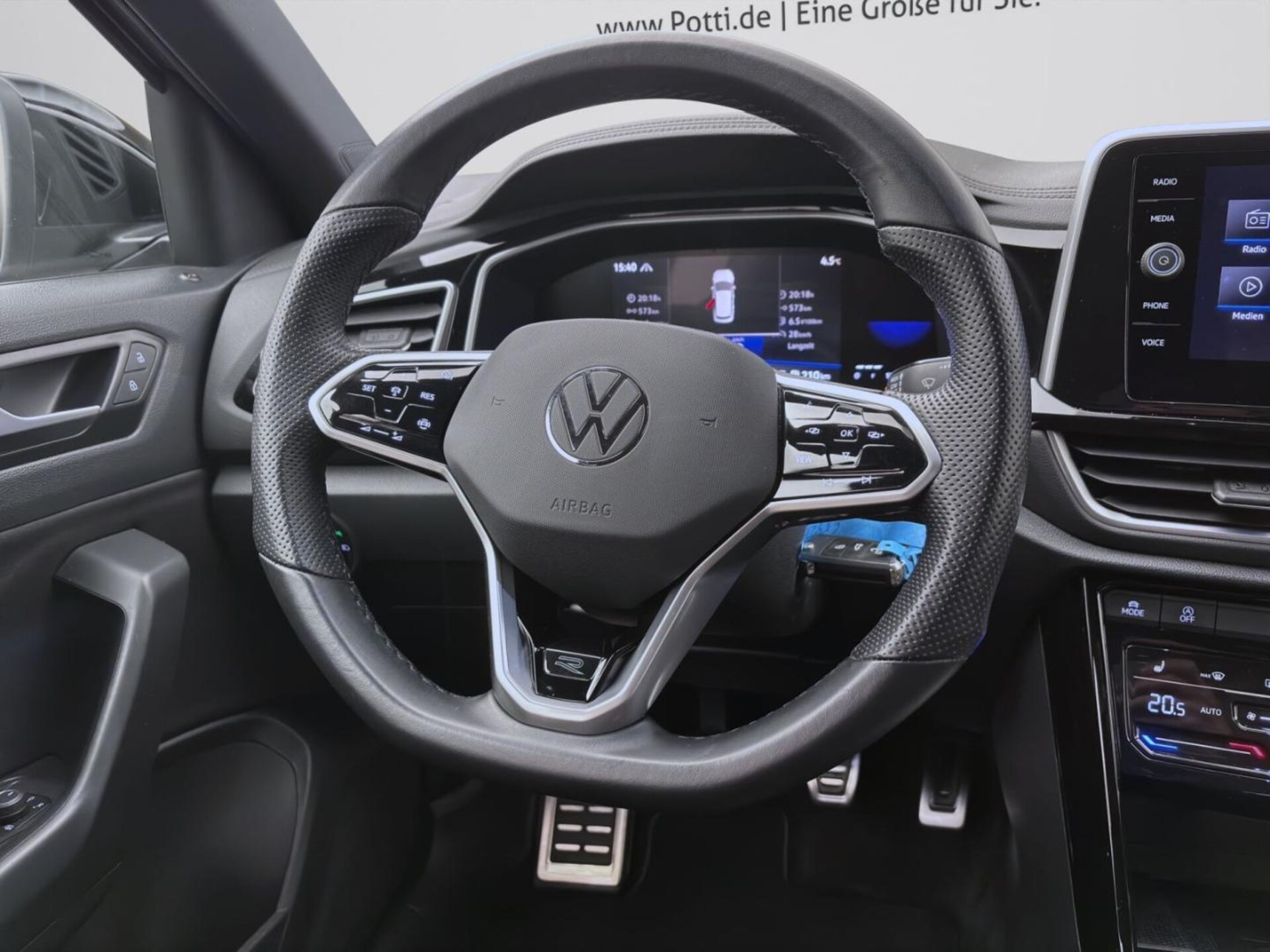 Volkswagen T-Roc R-Line