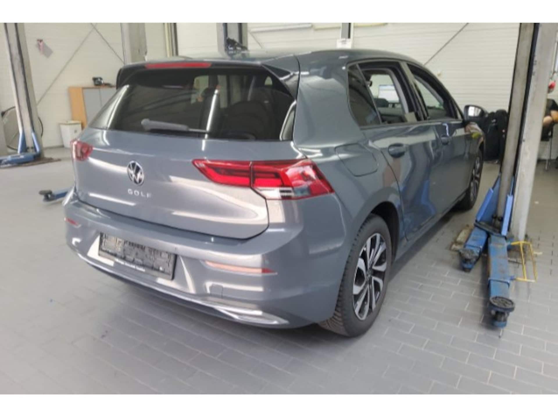 Volkswagen Golf Life