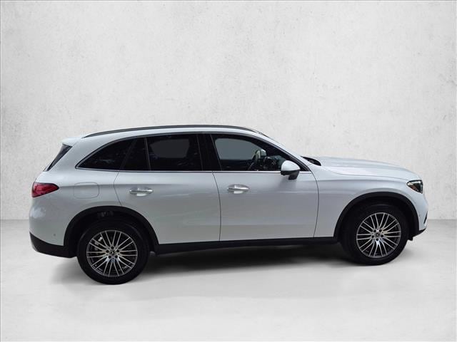2026 Mercedes-Benz GLC 300