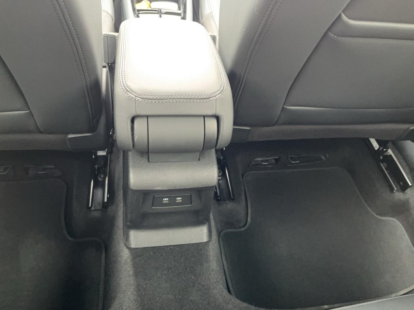 Bild über Audi Q2 advanced 35 TFSI 110(150) kW(PS) S tronic - für weitere Informationen kontaktieren Sie den Audi Partner