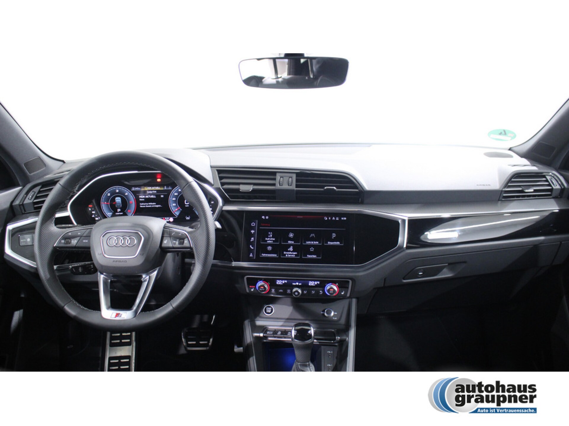 Audi Q3 Sportback S line