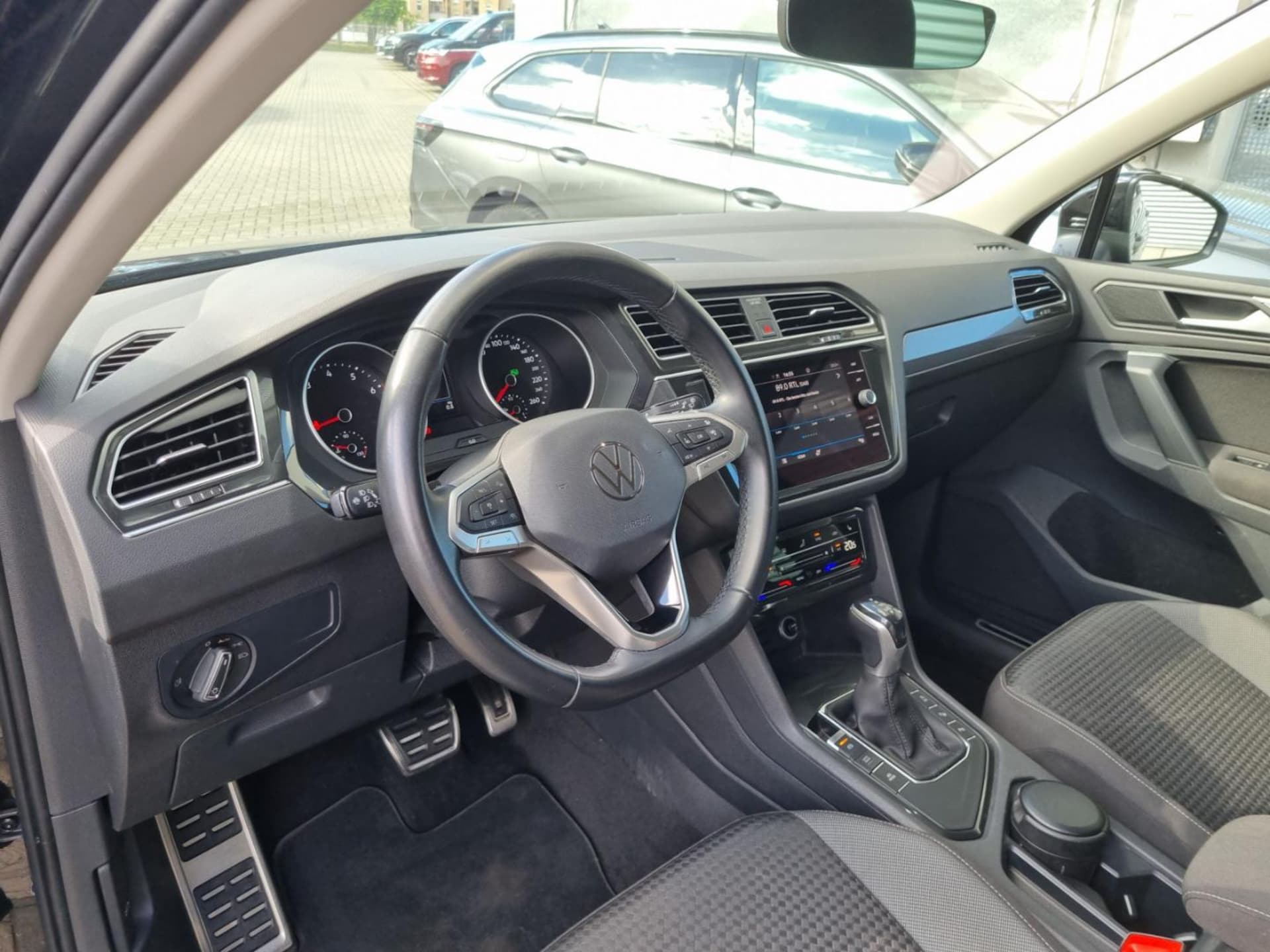 Volkswagen Tiguan Active