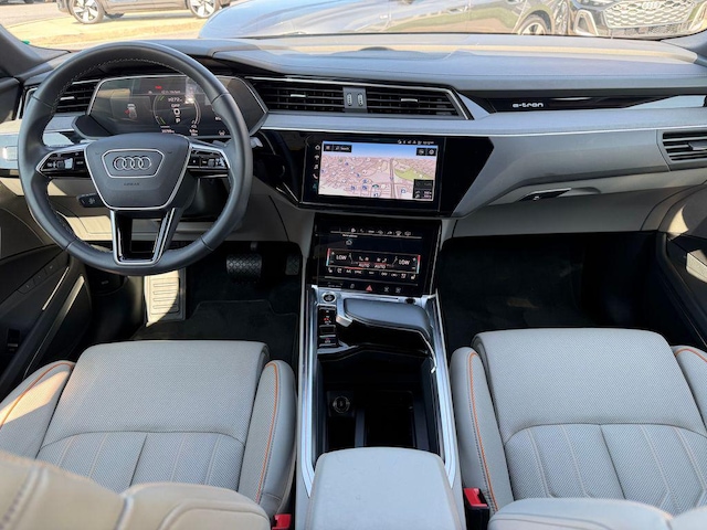 2024 Audi Q8 Sportback e-tron