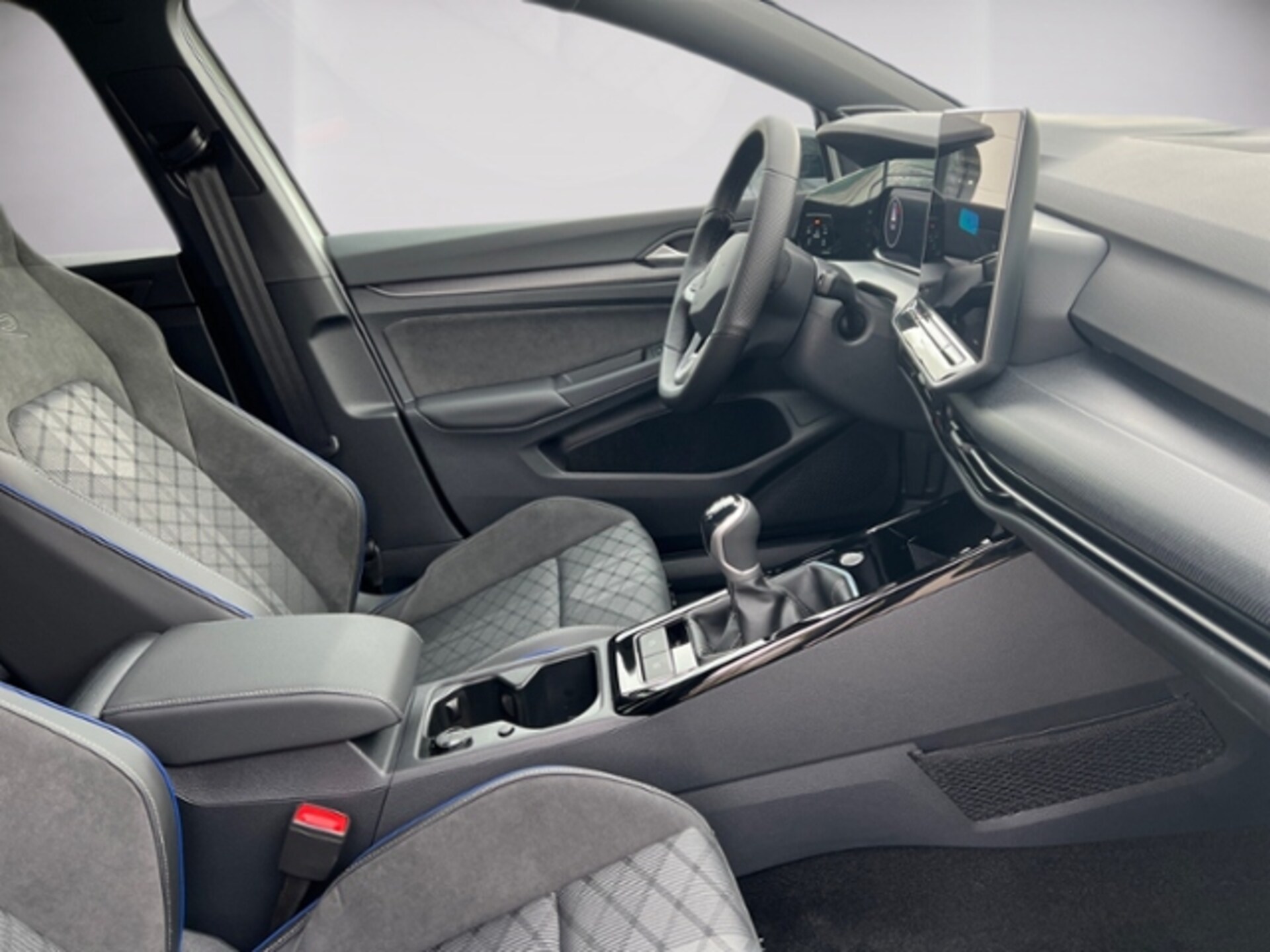 Volkswagen Golf R-Line