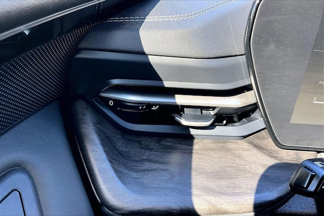 2025 Audi New Q5 Premium Plus - Photo 36