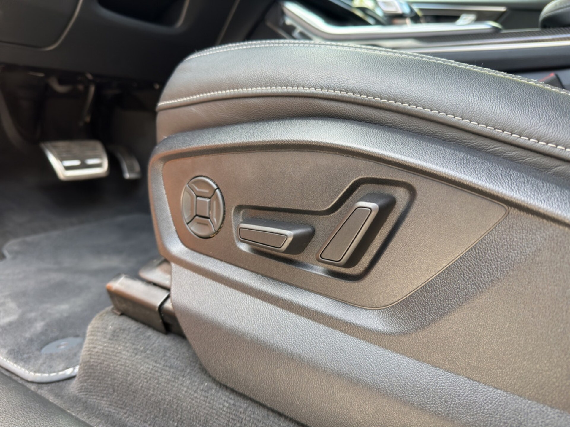 Audi Q8 SUV