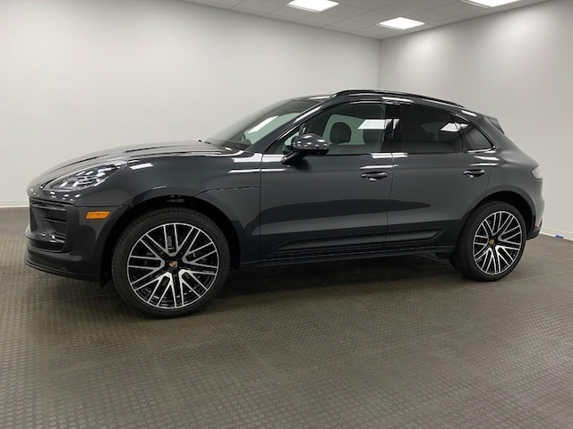 2026 Porsche Macan T - Photo 38
