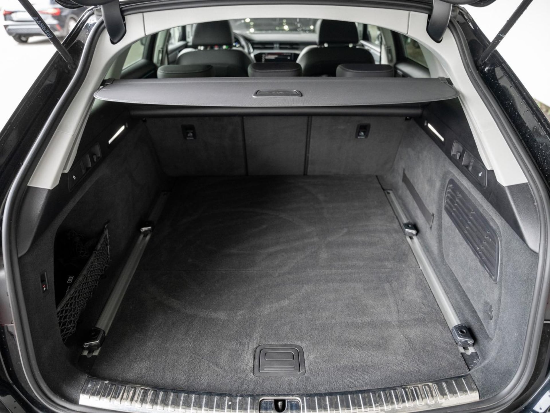 Audi S6 Avant