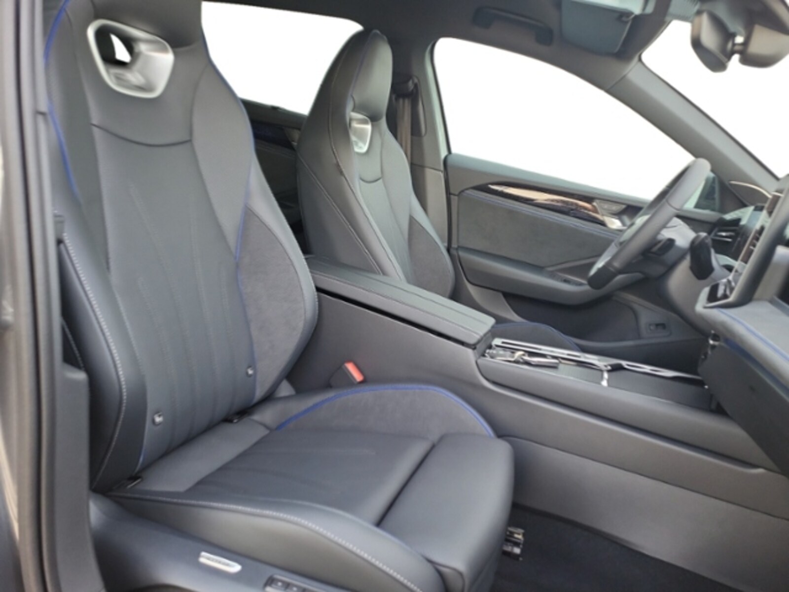Volkswagen Passat – Bild 15