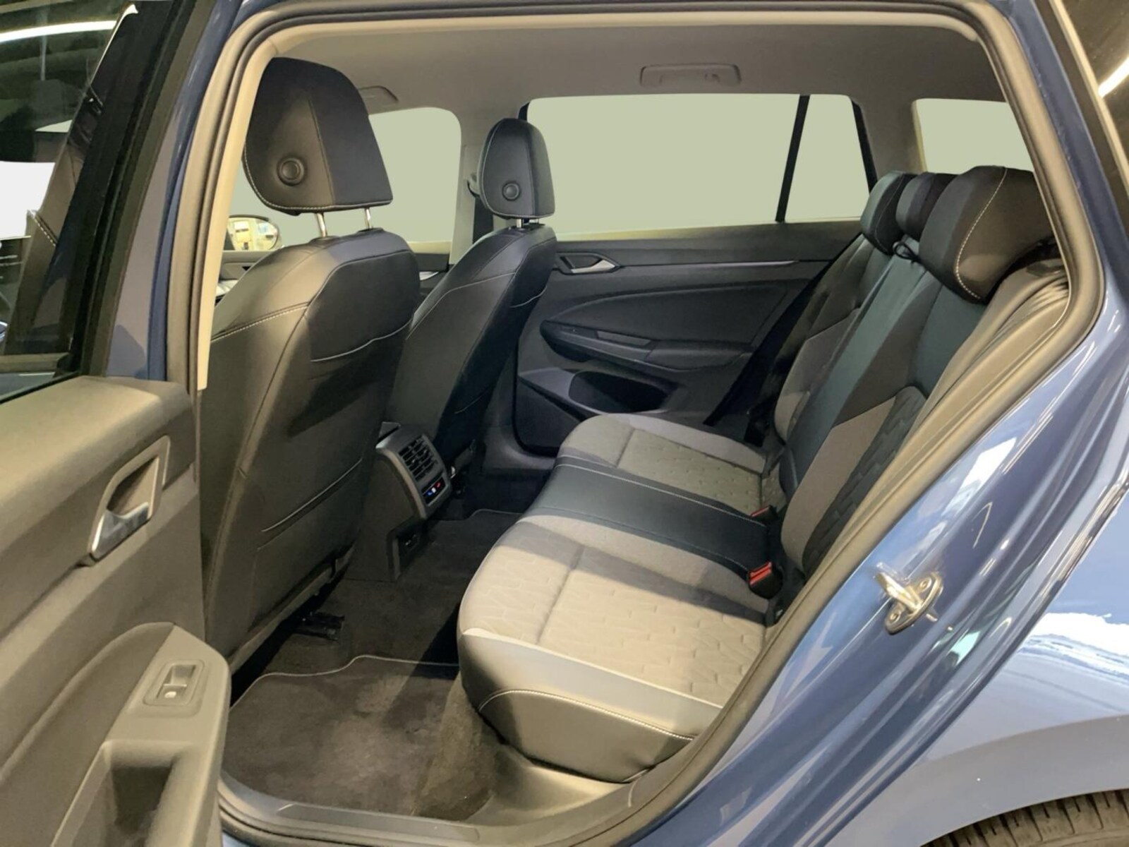 Volkswagen Golf Variant – Bild 11