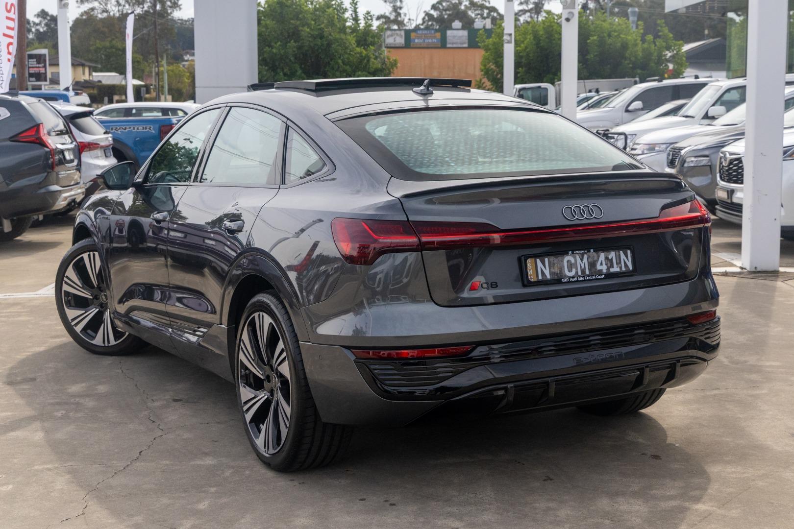 Image about Audi Q8 Sportback e-tron 55 e-tron quattro S line 300,00 kW