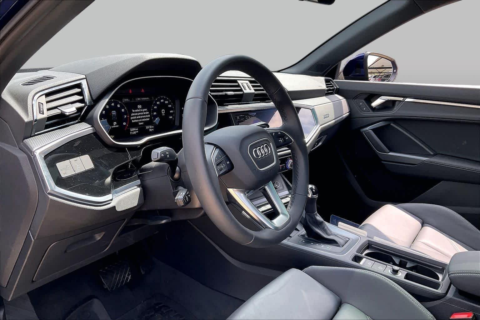 2025 Audi Q3 S Line Premium - Photo 17