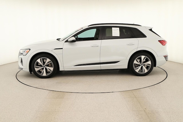 2024 Audi Q8 e-tron