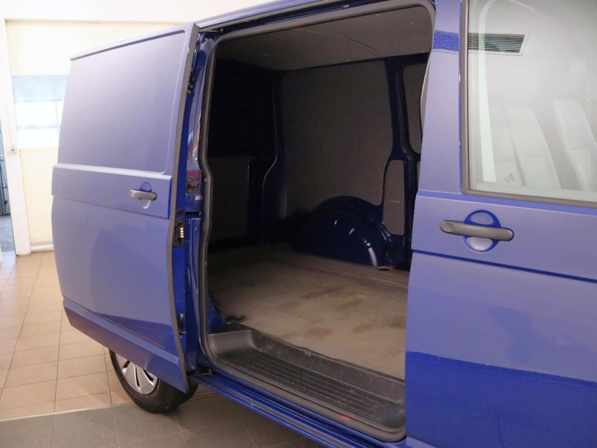 Volkswagen T6.1 Transporter Kasten kurzer Radstand