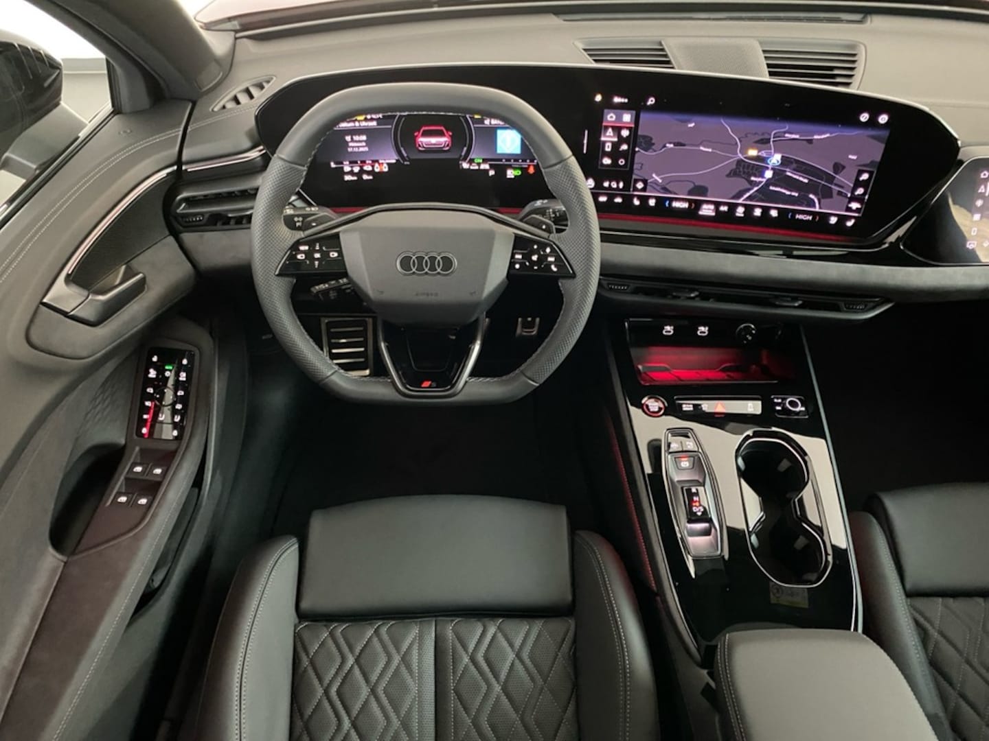 Bild über Audi A5 Avant e-hybrid e-hybrid quattro 220 kW S tronic - für weitere Informationen kontaktieren Sie den Audi Partner