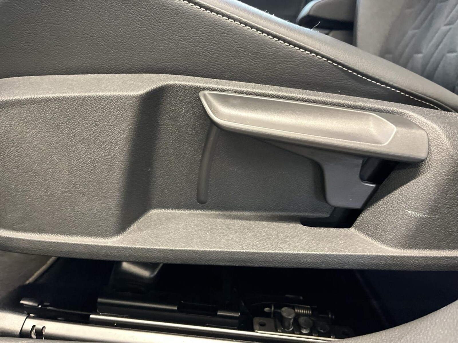 Volkswagen Golf Variant – Bild 15