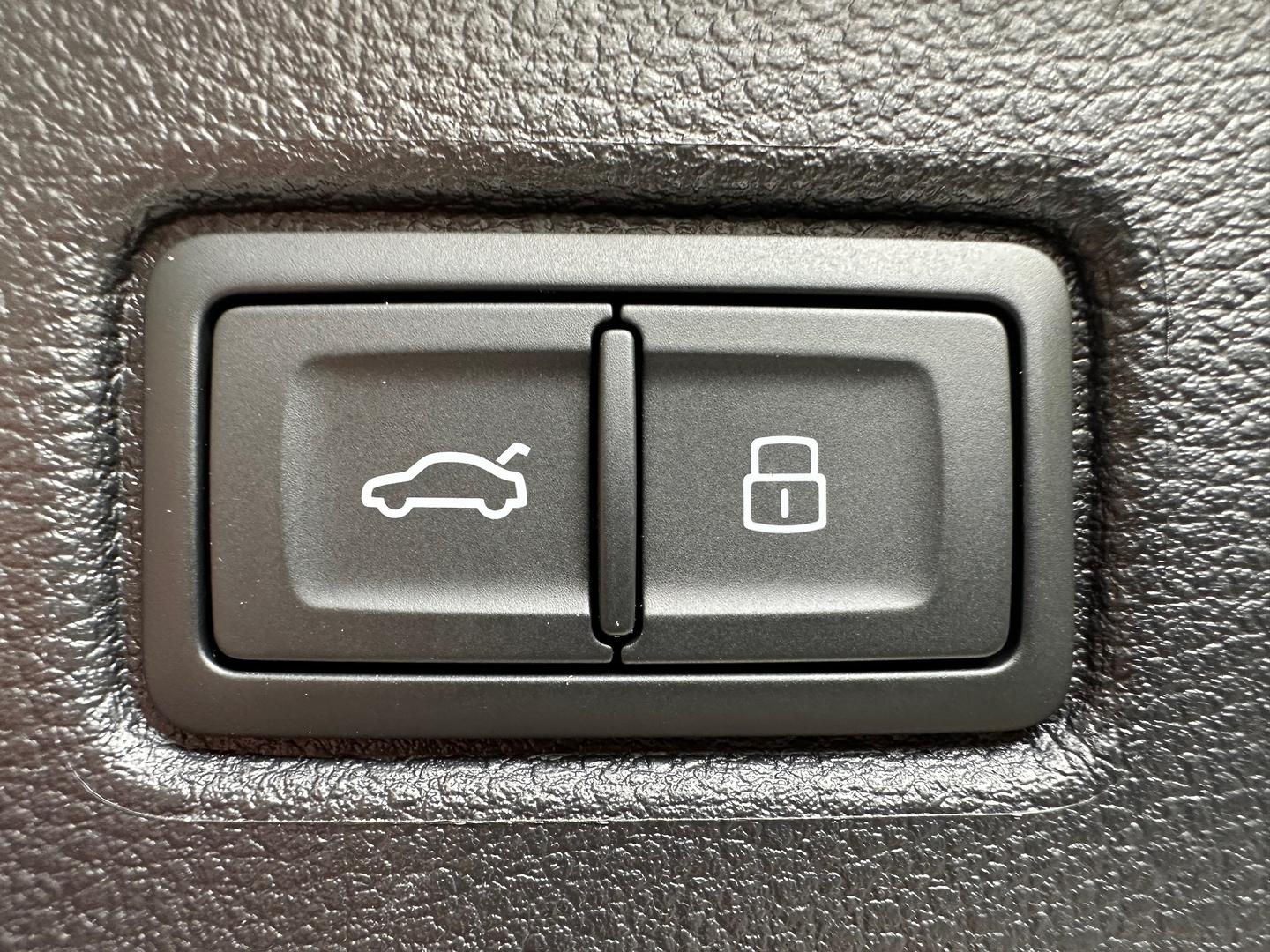 Image about Audi SQ7 SQ7 TFSI 373 kW tiptronic