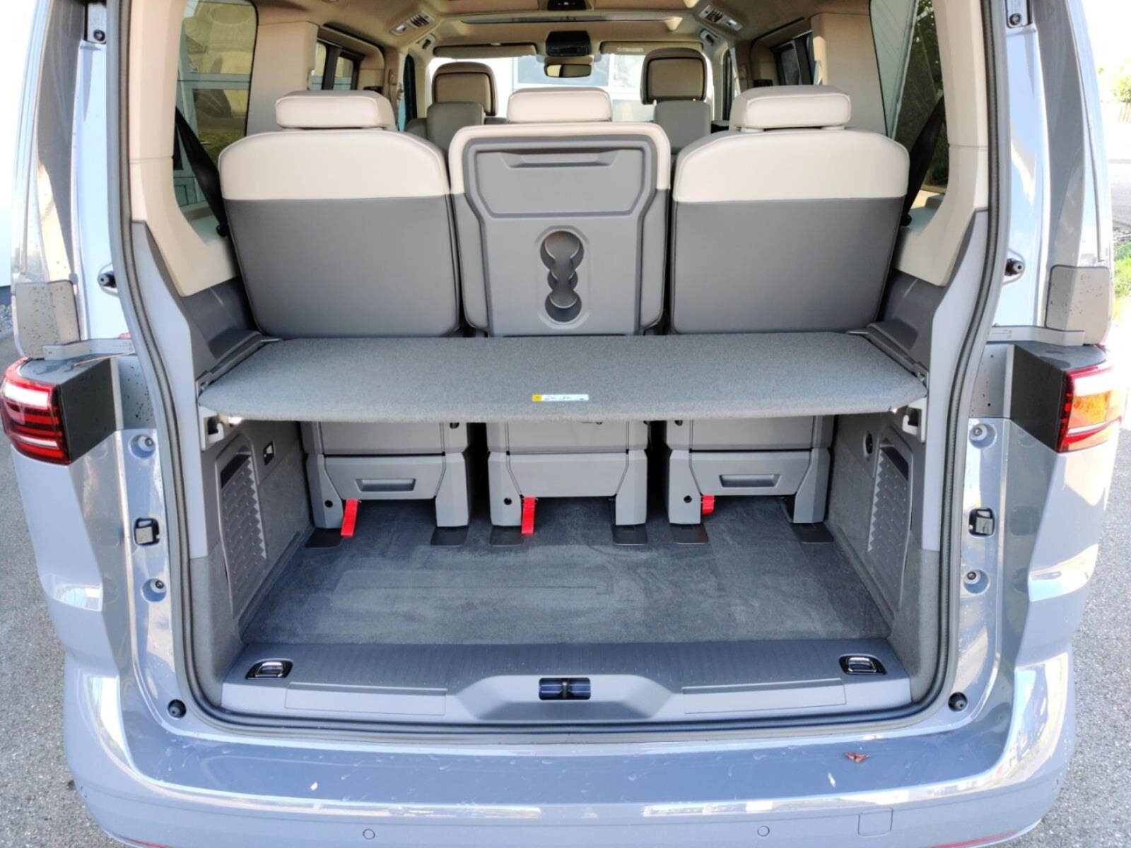 Volkswagen Multivan Langversion – Bild 12