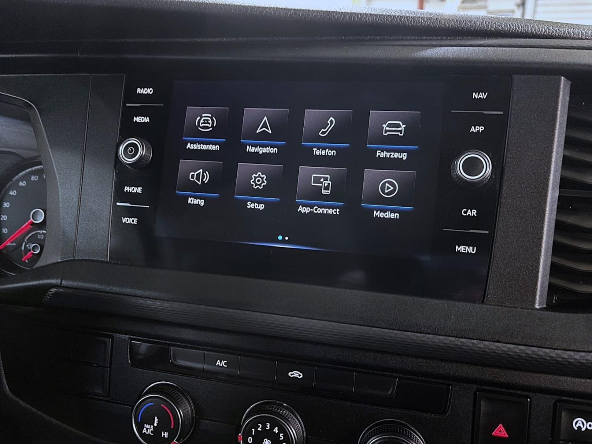 Volkswagen T6.1 Transporter Kasten langer Radstand