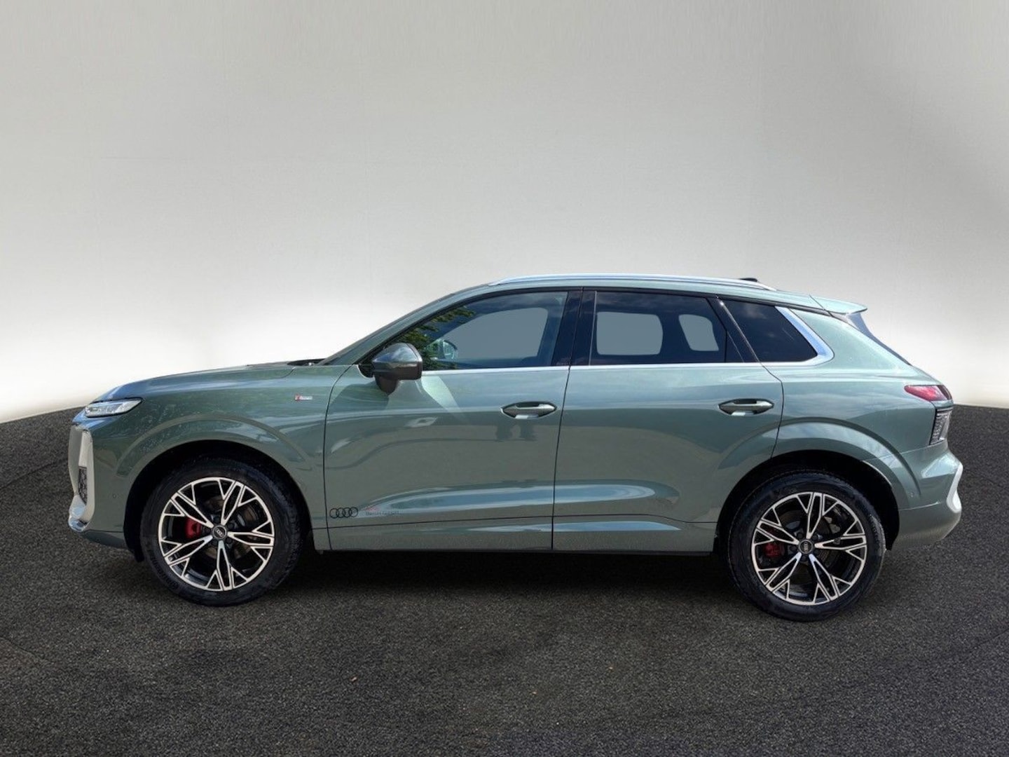 Bild über Audi Q3 SUV TFSI 110 kW S tronic - für weitere Informationen kontaktieren Sie den Audi Partner