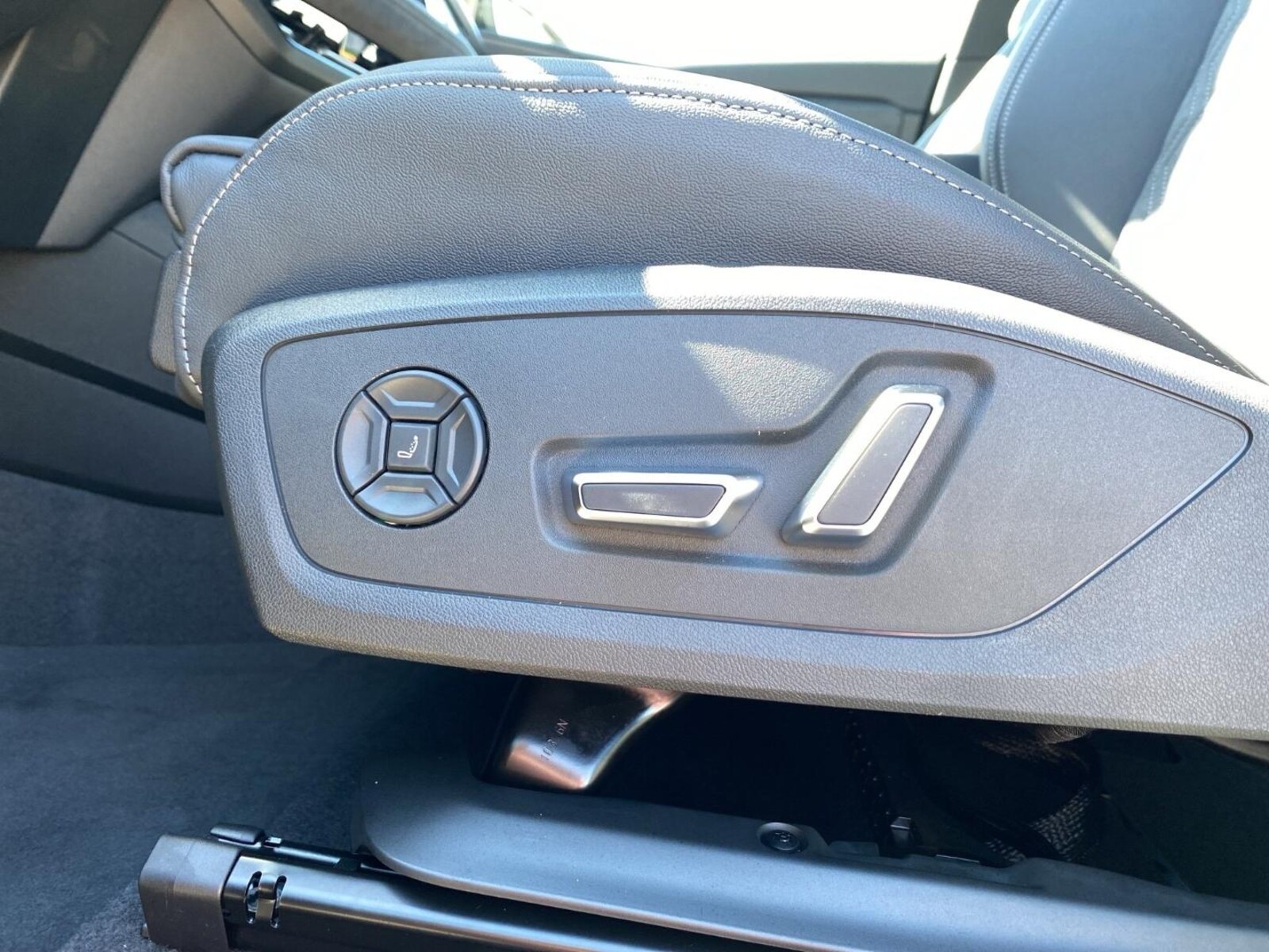 Audi Q6 e-tron – Bild 19