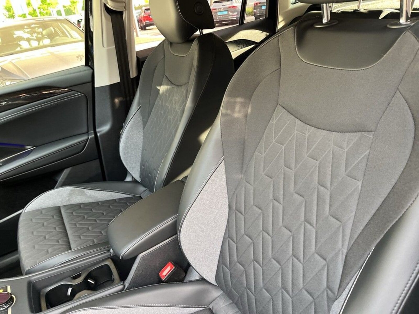 Volkswagen Tiguan – Bild 20
