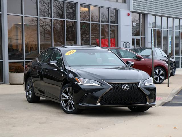 2021 LEXUS ES - Image 1