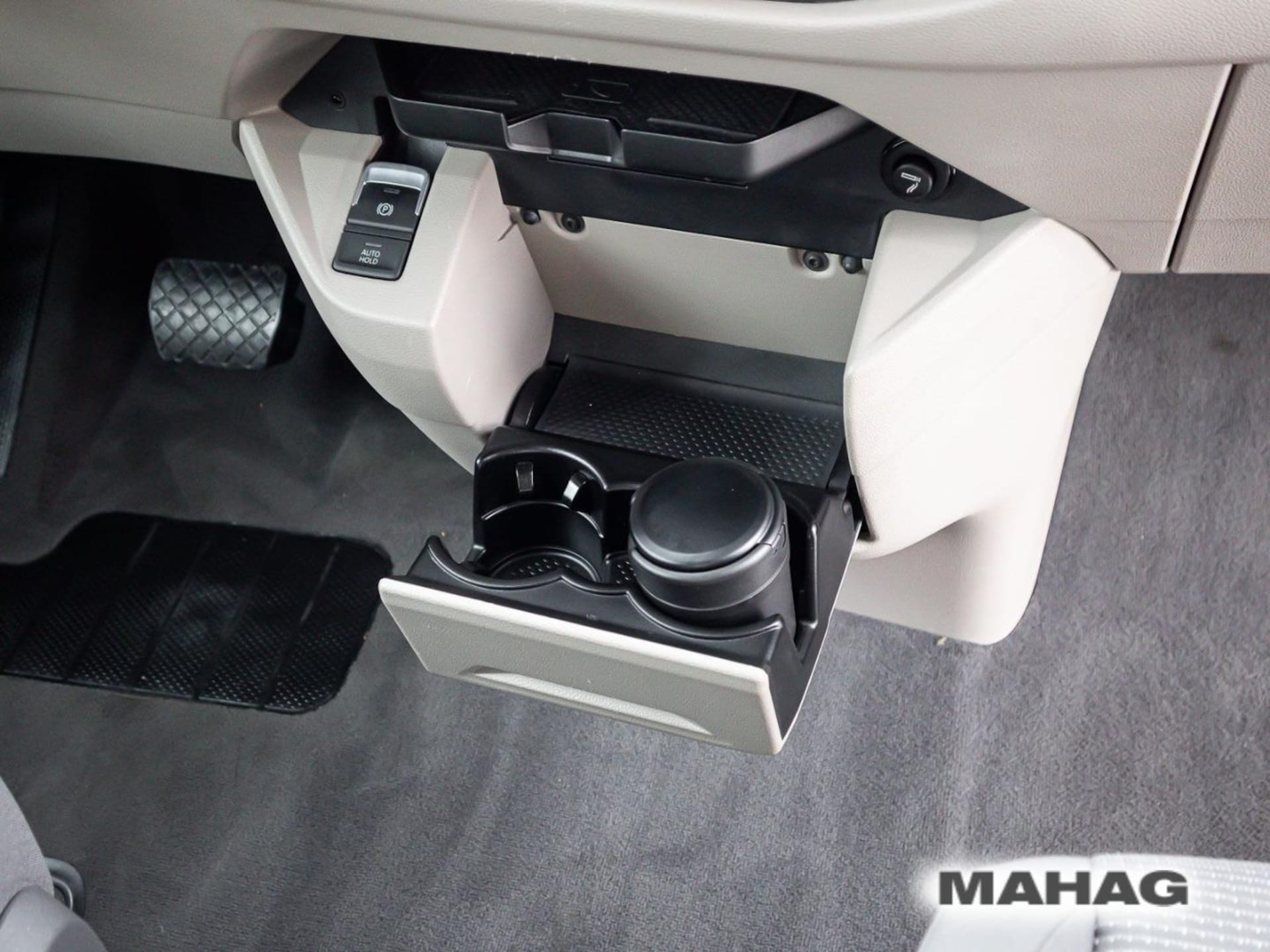 Volkswagen Multivan Basis-Modell