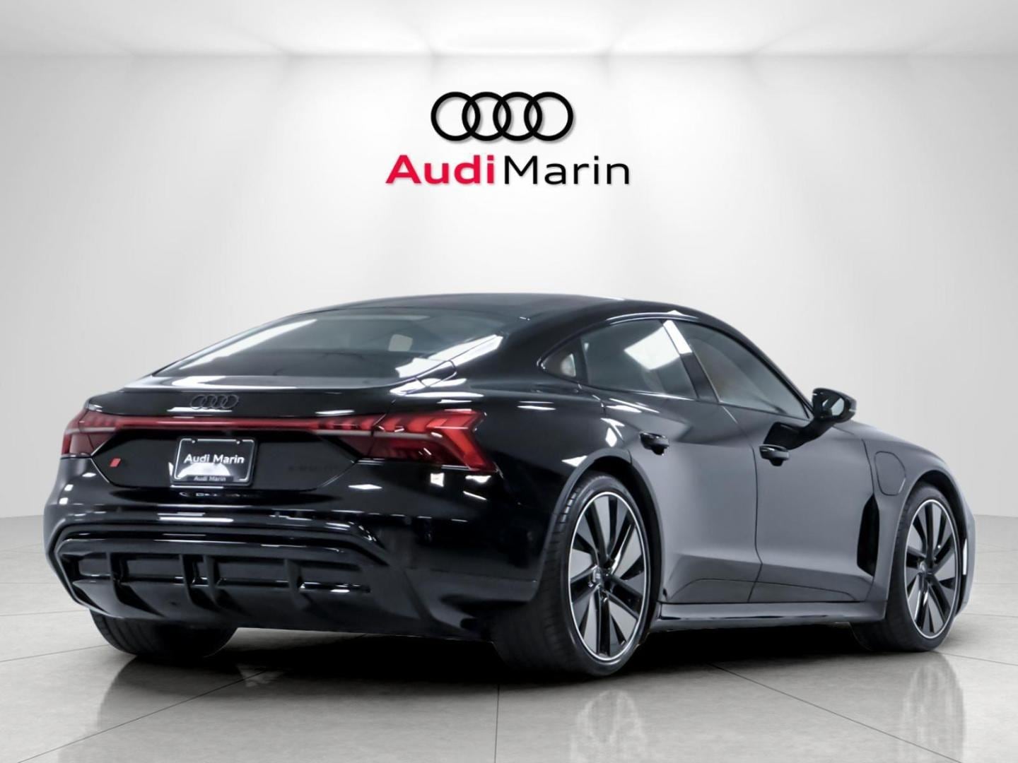 2026 Audi S e-tron GT Prestige - Photo 5