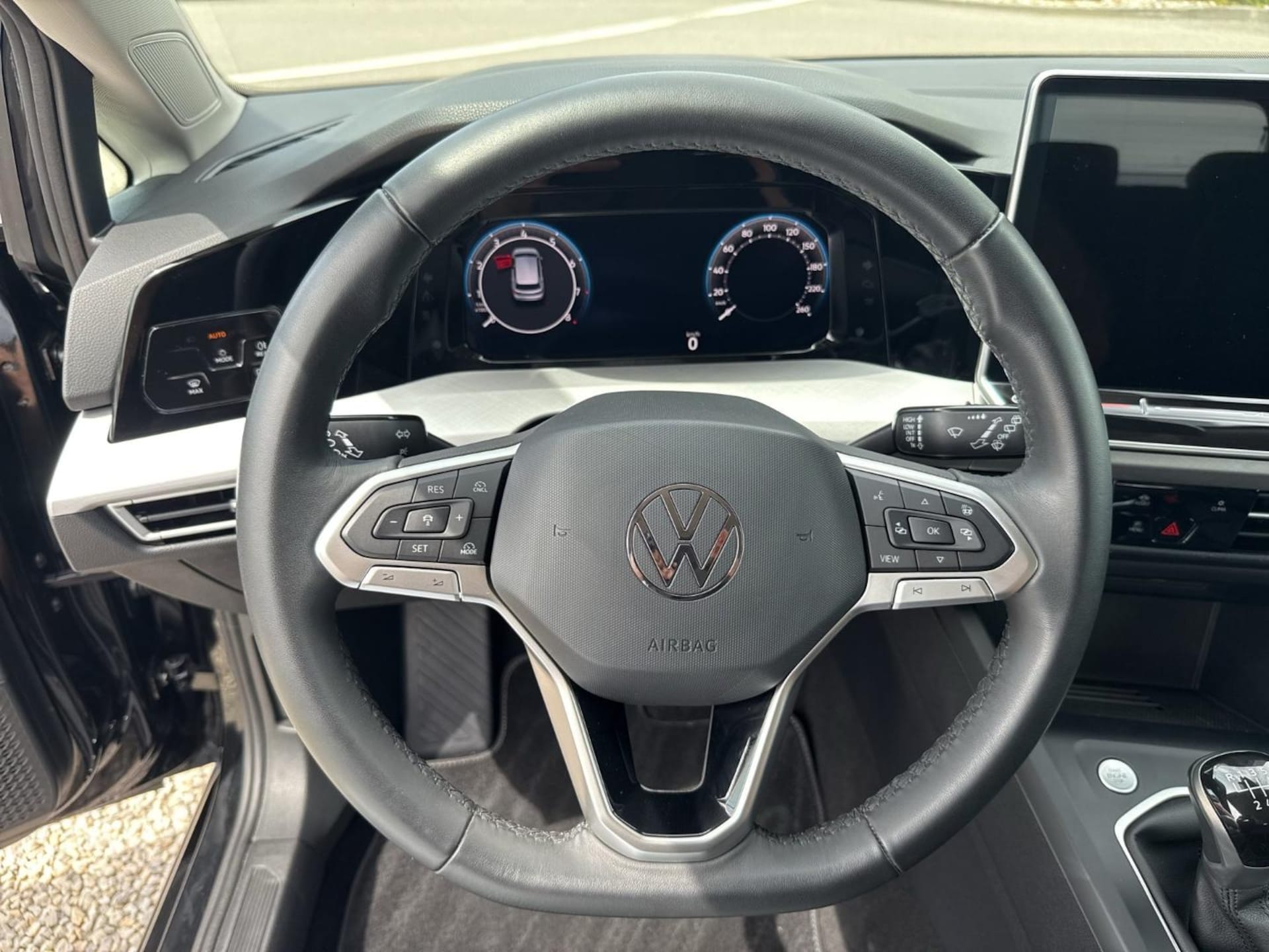 Volkswagen Golf Life