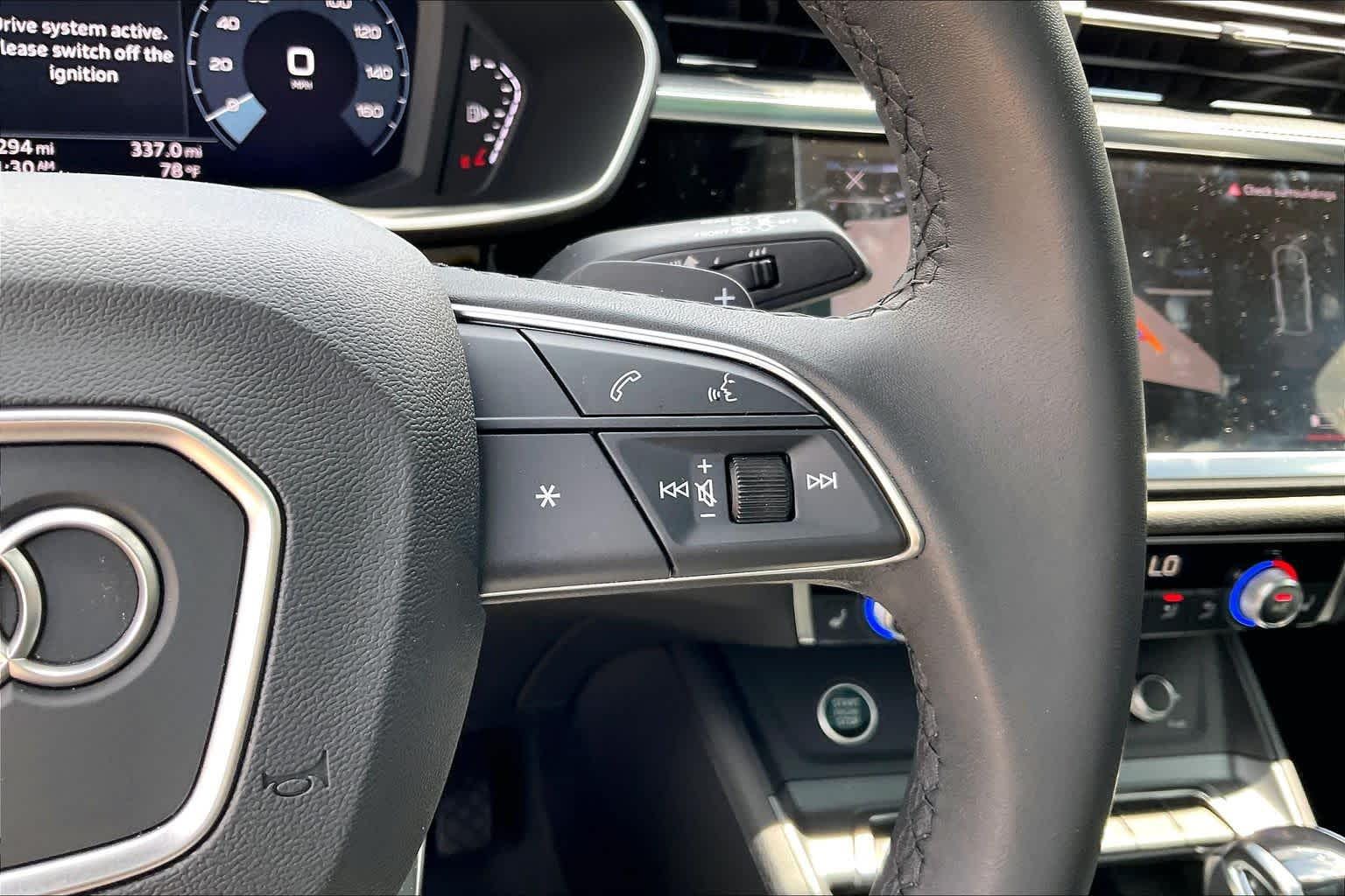 2025 Audi Q3 S Line Premium - Photo 24