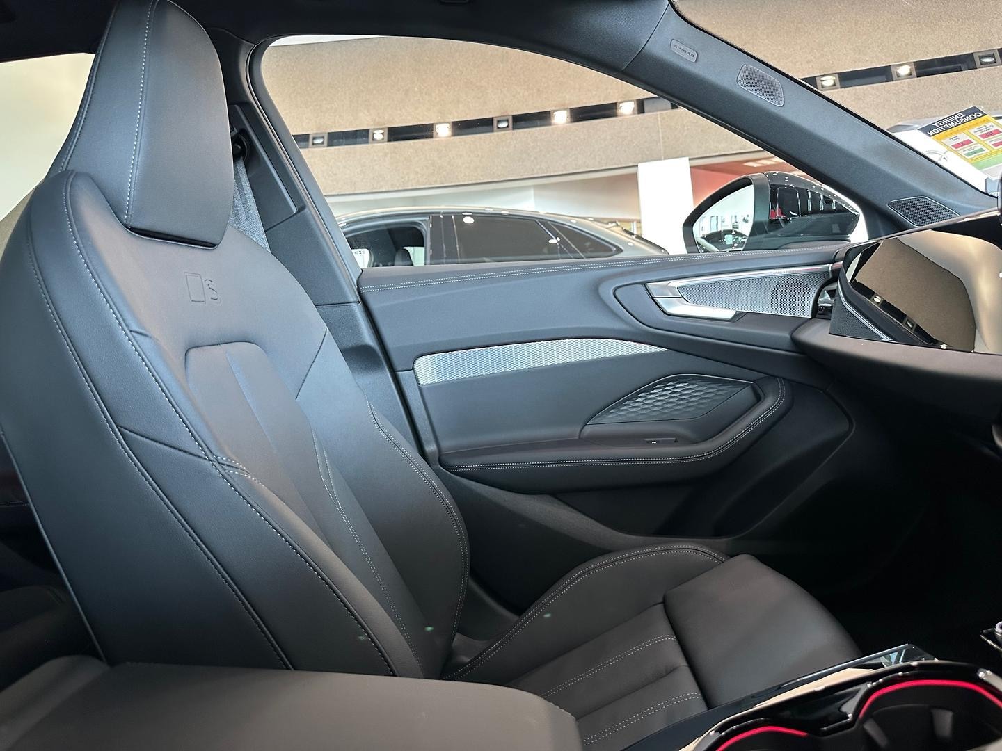 Image about Audi A5 Avant TFSI e e-hybrid quattro 270 kW S tronic
