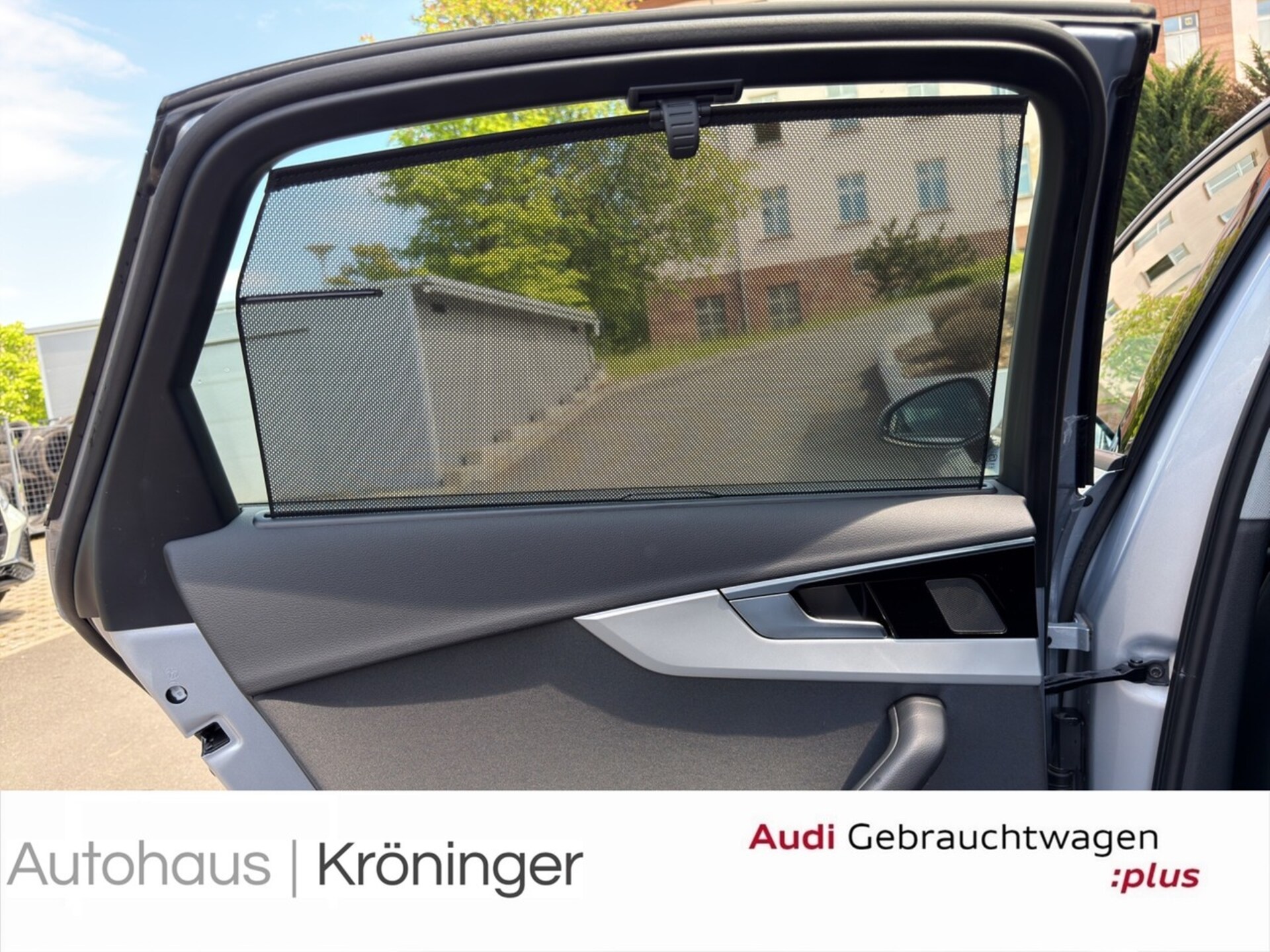 Audi A4 Limousine