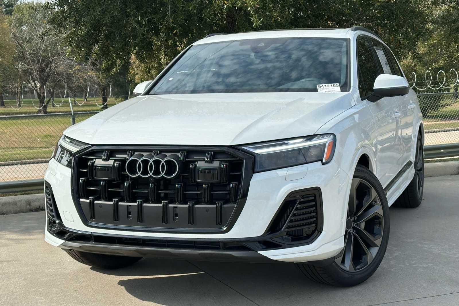 2026 Audi Q7 55 Premium Plus quattro Tiptronic's photo