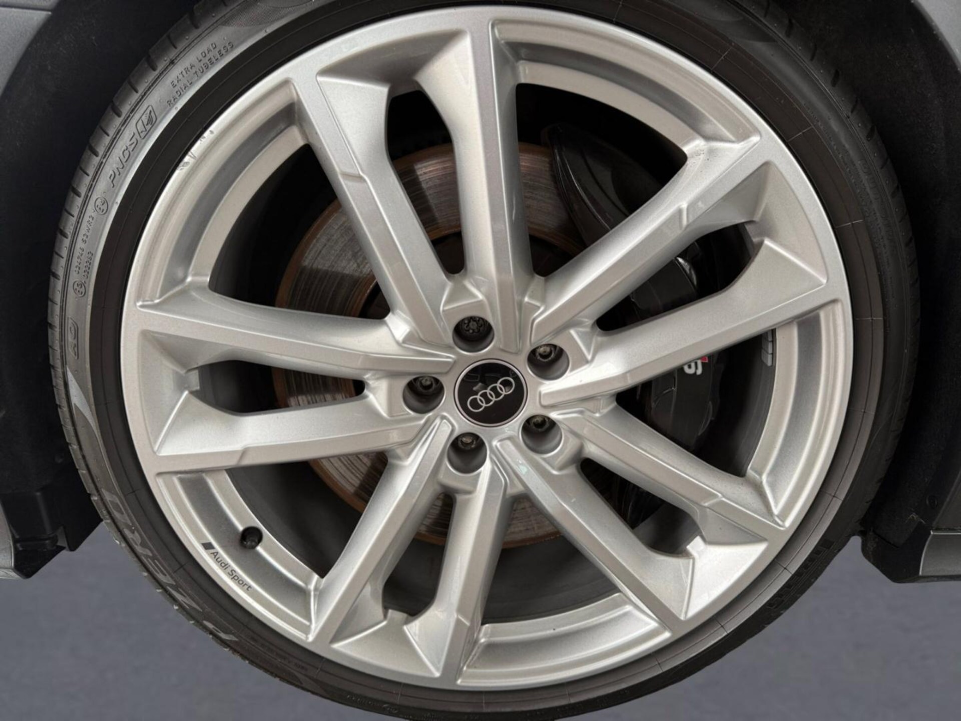 Audi S6 Avant