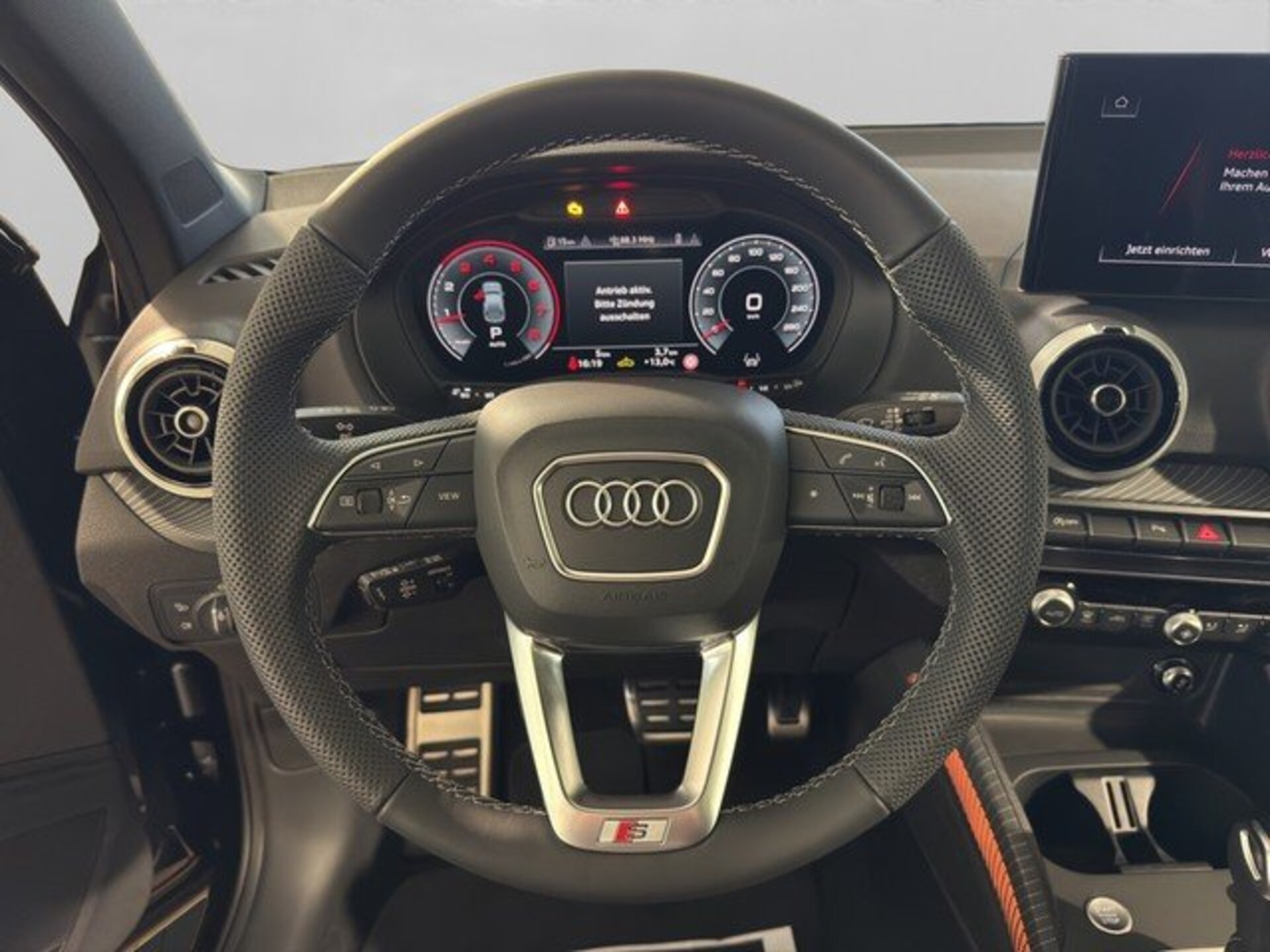 Audi Q2 S line