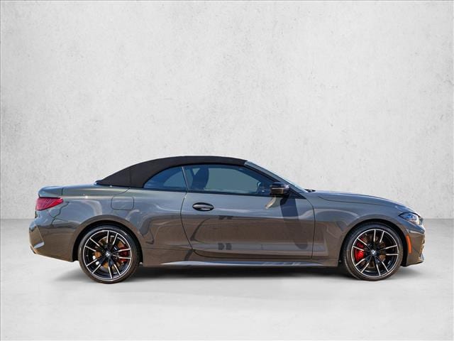 2025 BMW M440i