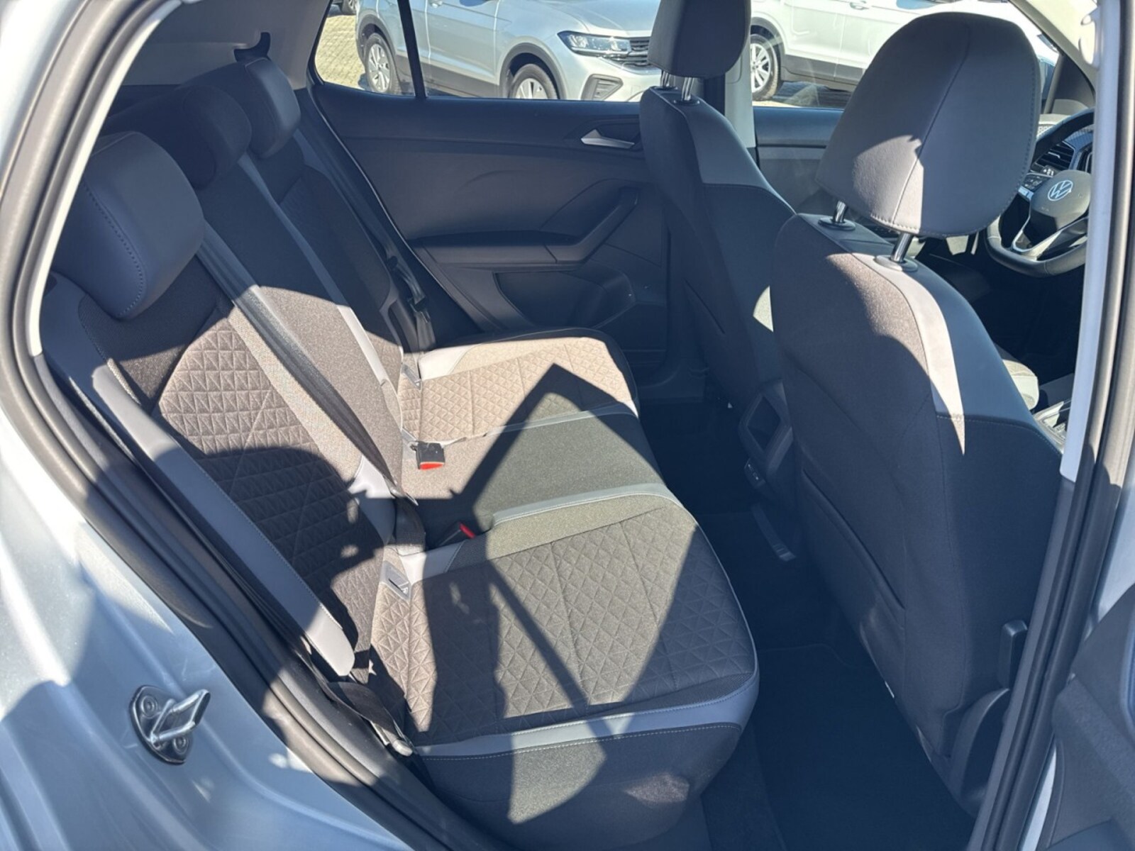 Volkswagen T-Cross – Bild 11