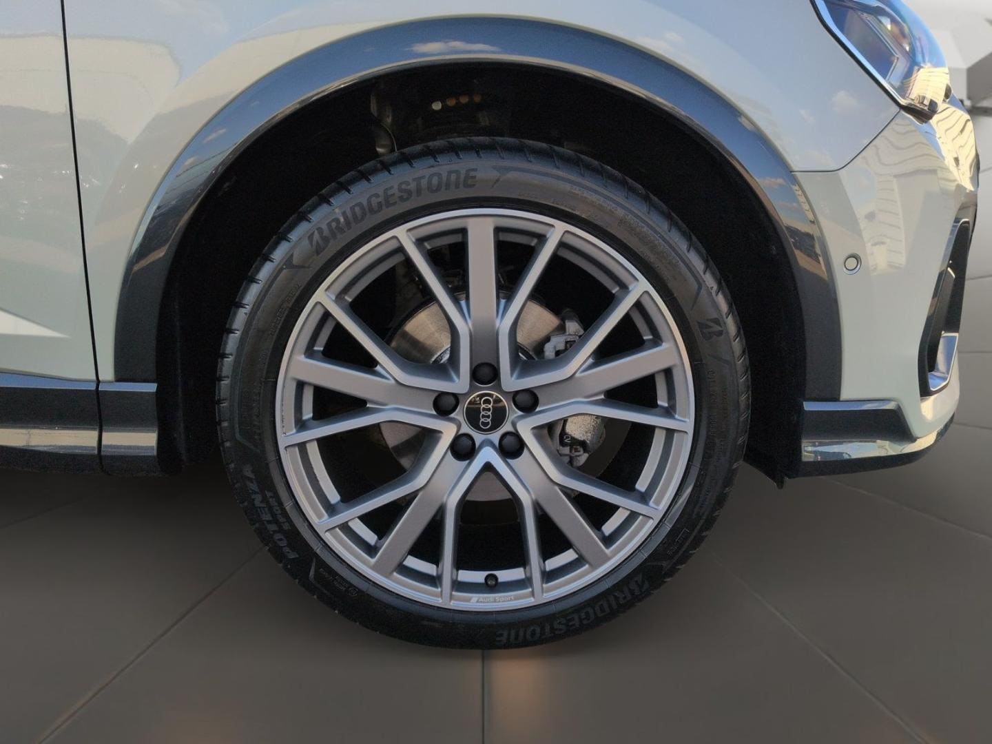 Bild über Audi Q3 Sportback TFSI 110 kW S tronic - für weitere Informationen kontaktieren Sie den Audi Partner