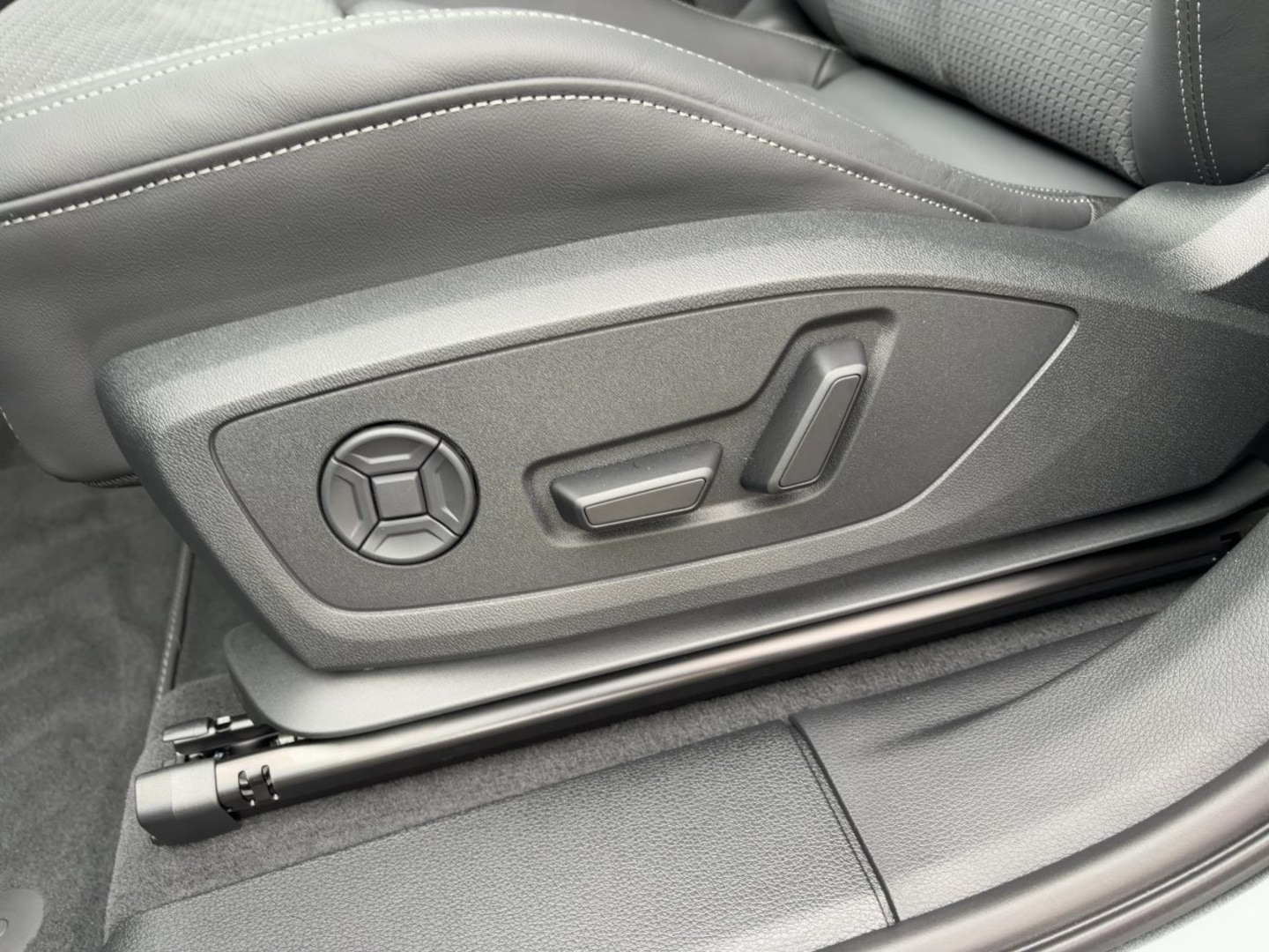 Bild über Audi Q3 Sportback S line 35 TFSI S tronic - für weitere Informationen kontaktieren Sie den Audi Partner