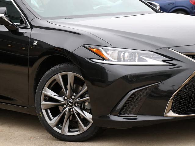 2021 LEXUS ES - Image 5